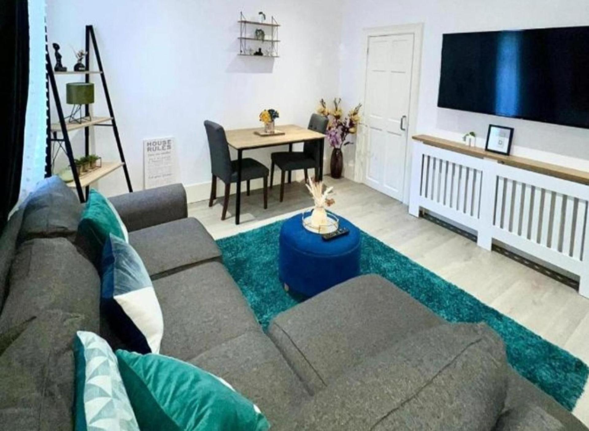 Strood Home-Sleeps 6-Great For Groups & Families Rochester (Kent) Exterior foto
